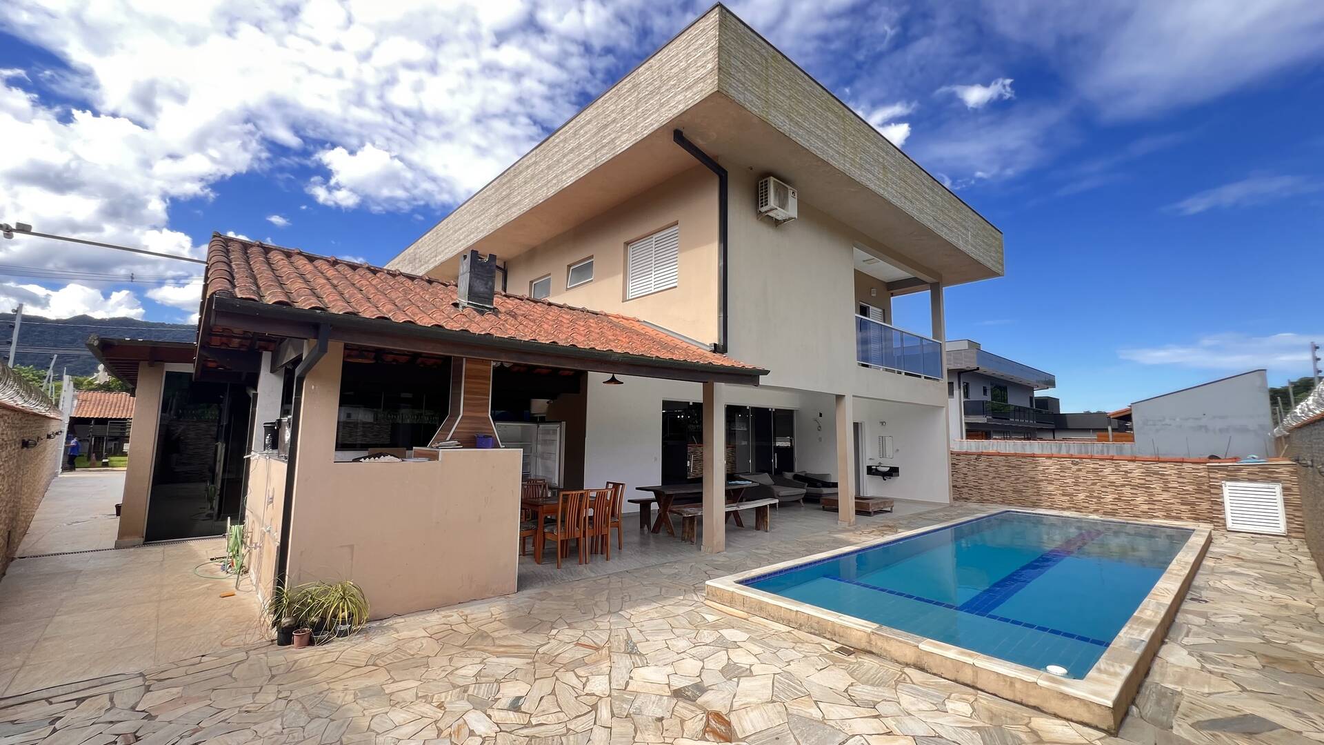 #1407 - Casa para Venda em Ubatuba - SP