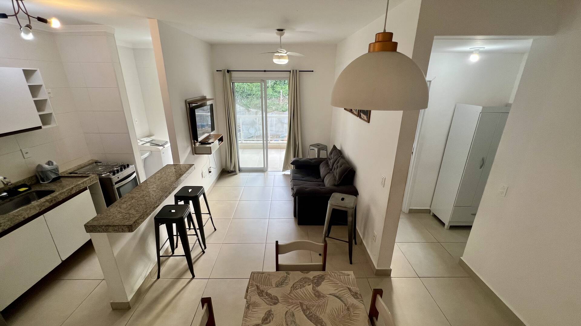 Apartamento  2 Dormitórios | Mobiliado | 75m²  | Praia Grande  Ubatuba