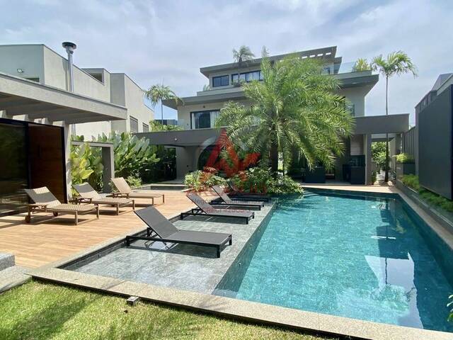 #6797 - Casa alto padrão para Venda em Bertioga - SP