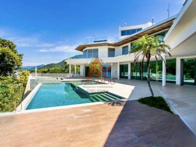 #6371-2 - Casa alto padrão para Locação em Ubatuba - SP