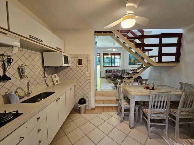 Villagio para Venda em Bertioga - 4