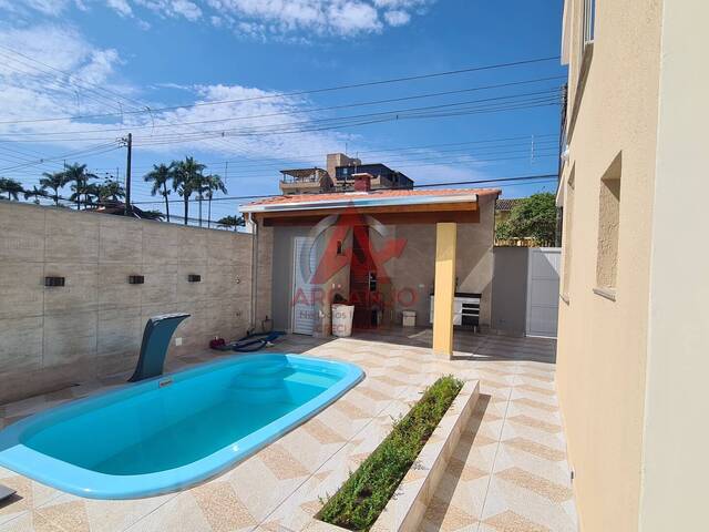 #5582 - Sobrado para Venda em Ubatuba - SP