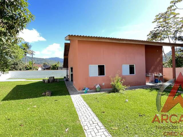 #5393 - Casa para Venda em Ubatuba - SP