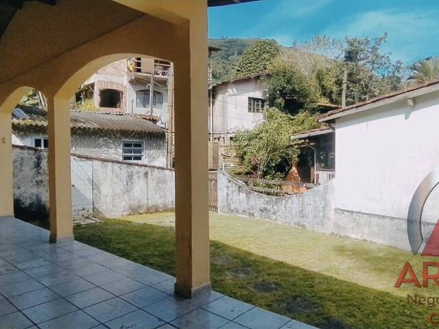 #5480 - Casa para Venda em Ubatuba - SP