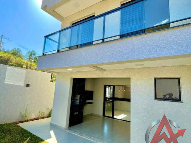 Casa para Venda em Atibaia - 2