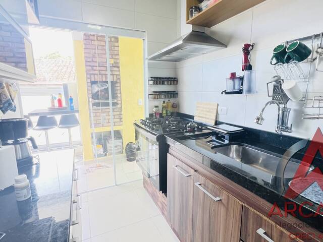 Apartamento para Venda em Ubatuba - 2