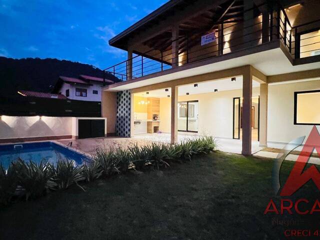 Casa para Venda em Ubatuba - 2