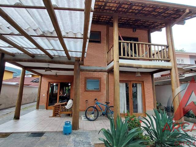 #7145 - Casa para Venda em Ubatuba - SP