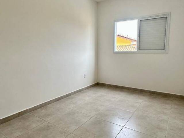 Apartamento para Locação em Ubatuba - 3