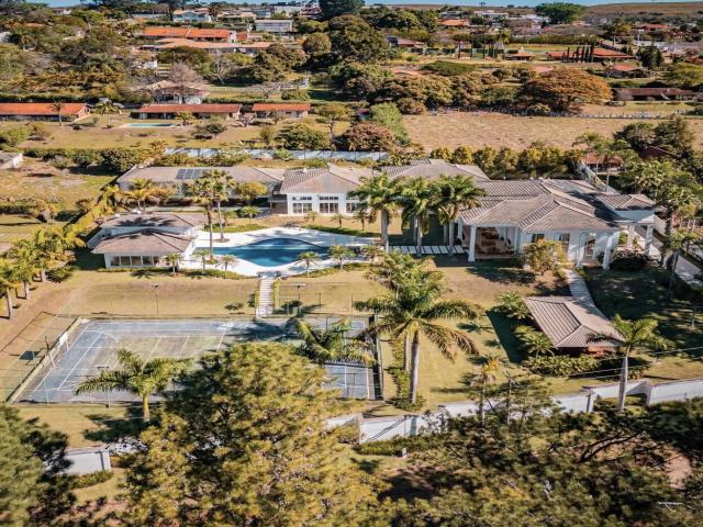 #7058 - Casa para Venda em Atibaia - SP - 2