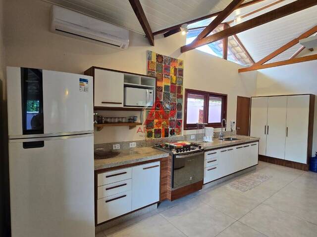 Apartamento para Venda em Ubatuba - 4