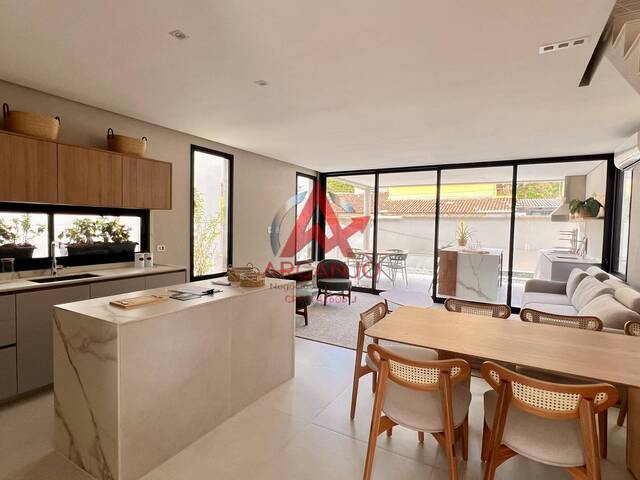 Casa para Venda em Caraguatatuba - 4