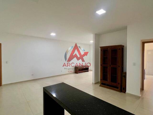 Apartamento para Venda em Ubatuba - 3