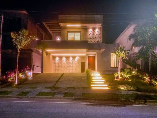 #CA0413 - Casa para Venda em Atibaia - SP - 2