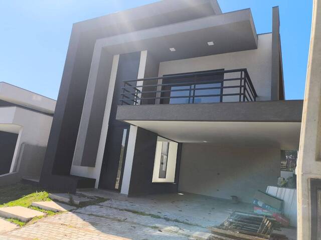 Casa para Venda em Atibaia - 2
