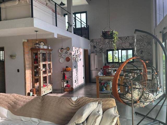 Casa para Venda em Atibaia - 4