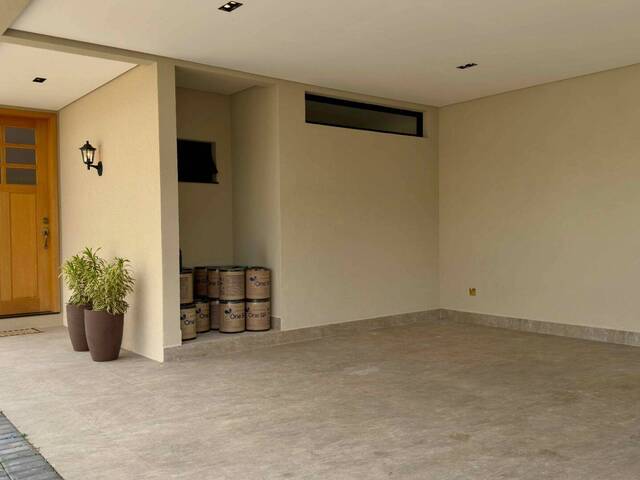 Casa para Venda em Atibaia - 4