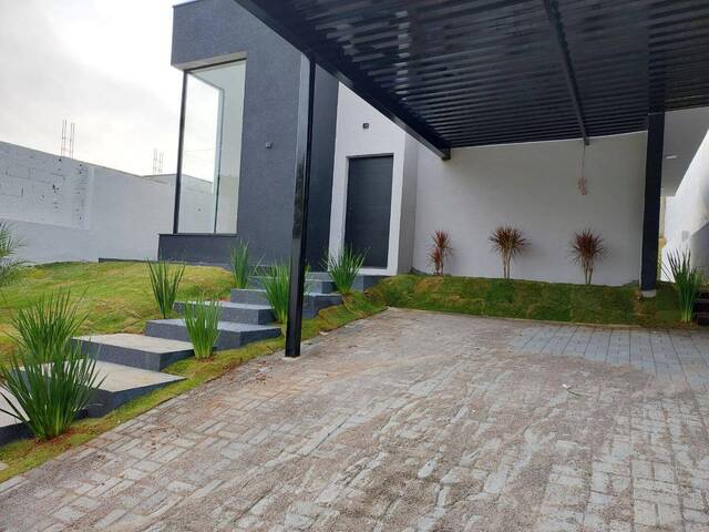 Casa para Venda em Atibaia - 2