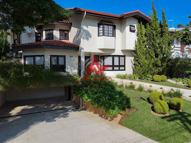 #6817 - Casa em condomínio para Venda em Santana de Parnaíba - SP