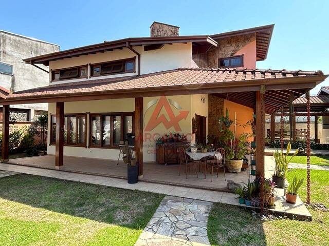 #6995 - Casa alto padrão para Venda em Ubatuba - SP