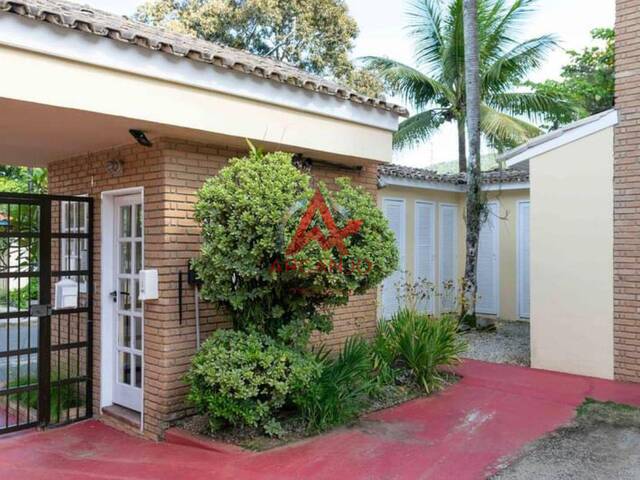 Apartamento para Venda em Ubatuba - 2