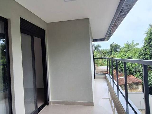 Apartamento para Venda em Ubatuba - 2