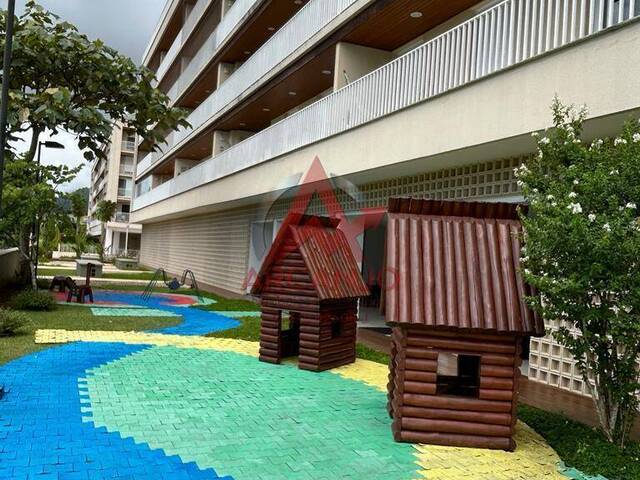 Apartamento alto padrão para Venda em Ubatuba - 2