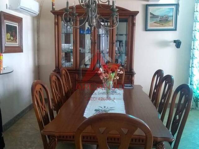 Apartamento para Venda em Ubatuba - 2