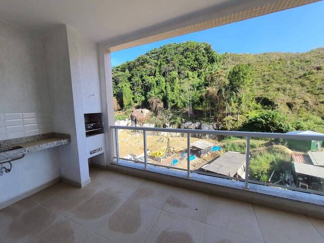 Apartamento para Venda em Ubatuba - 2