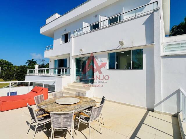 Casa alto padrão para Venda em Ubatuba - 2