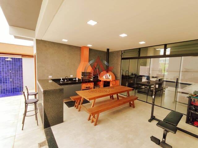 Casa alto padrão para Venda em Ubatuba - 4