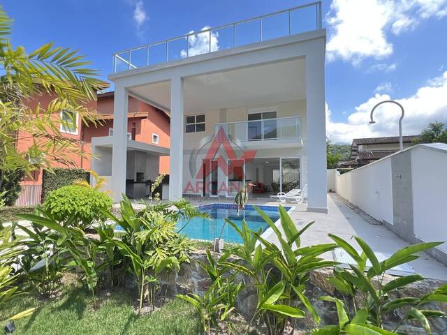 #0008 - Sobrado para Venda em Ubatuba - SP - 1