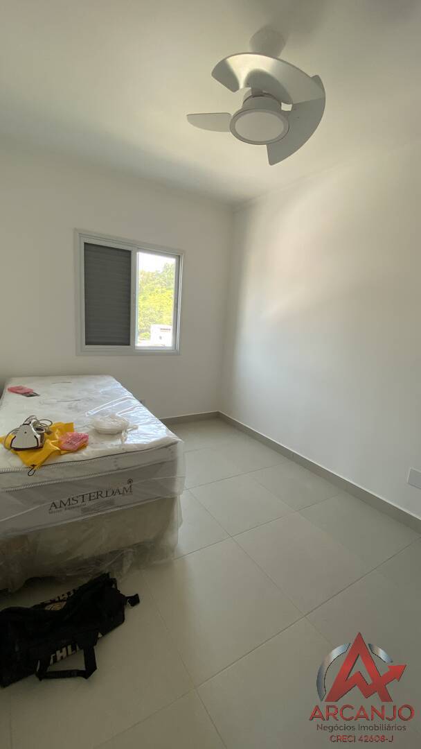 Apartamento à venda com 2 quartos, 67m² - Foto 9
