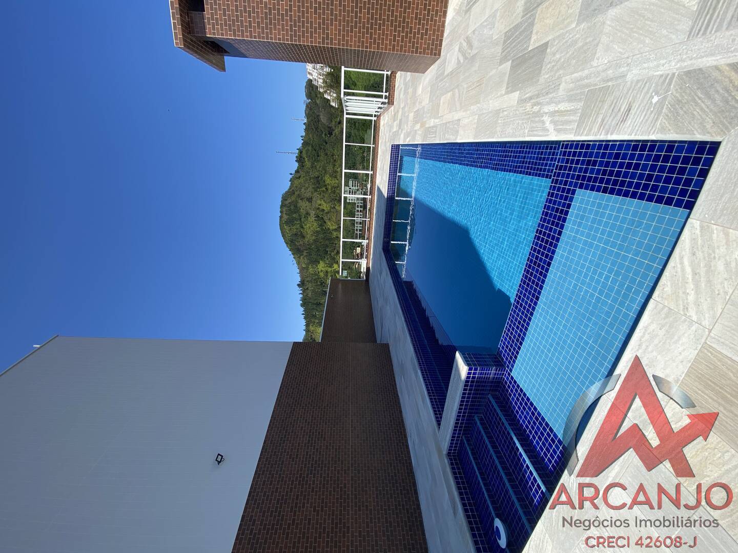 Apartamento à venda com 2 quartos, 67m² - Foto 25