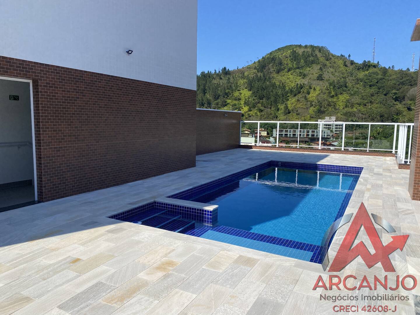 Apartamento à venda com 2 quartos, 67m² - Foto 26