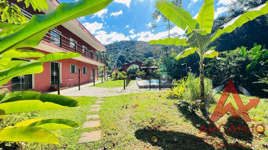 Prédio Inteiro à venda com 14 quartos, 600m² - Foto 1