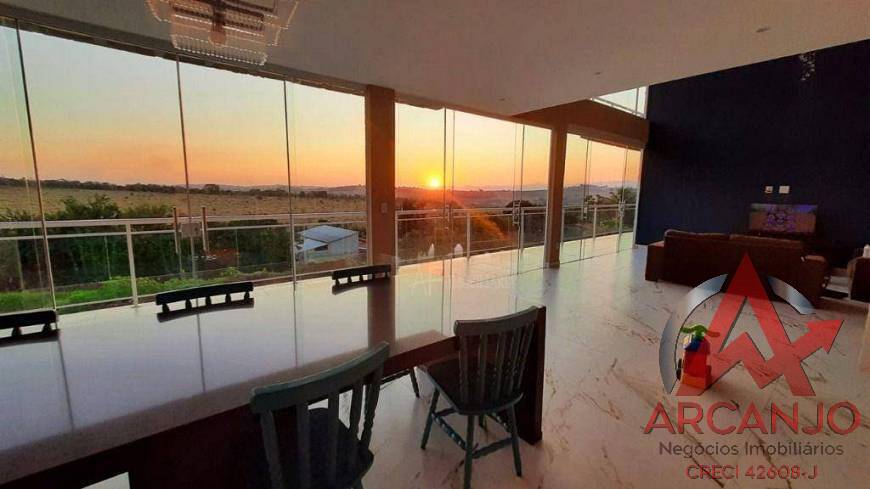 Chácara à venda com 3 quartos, 650m² - Foto 9