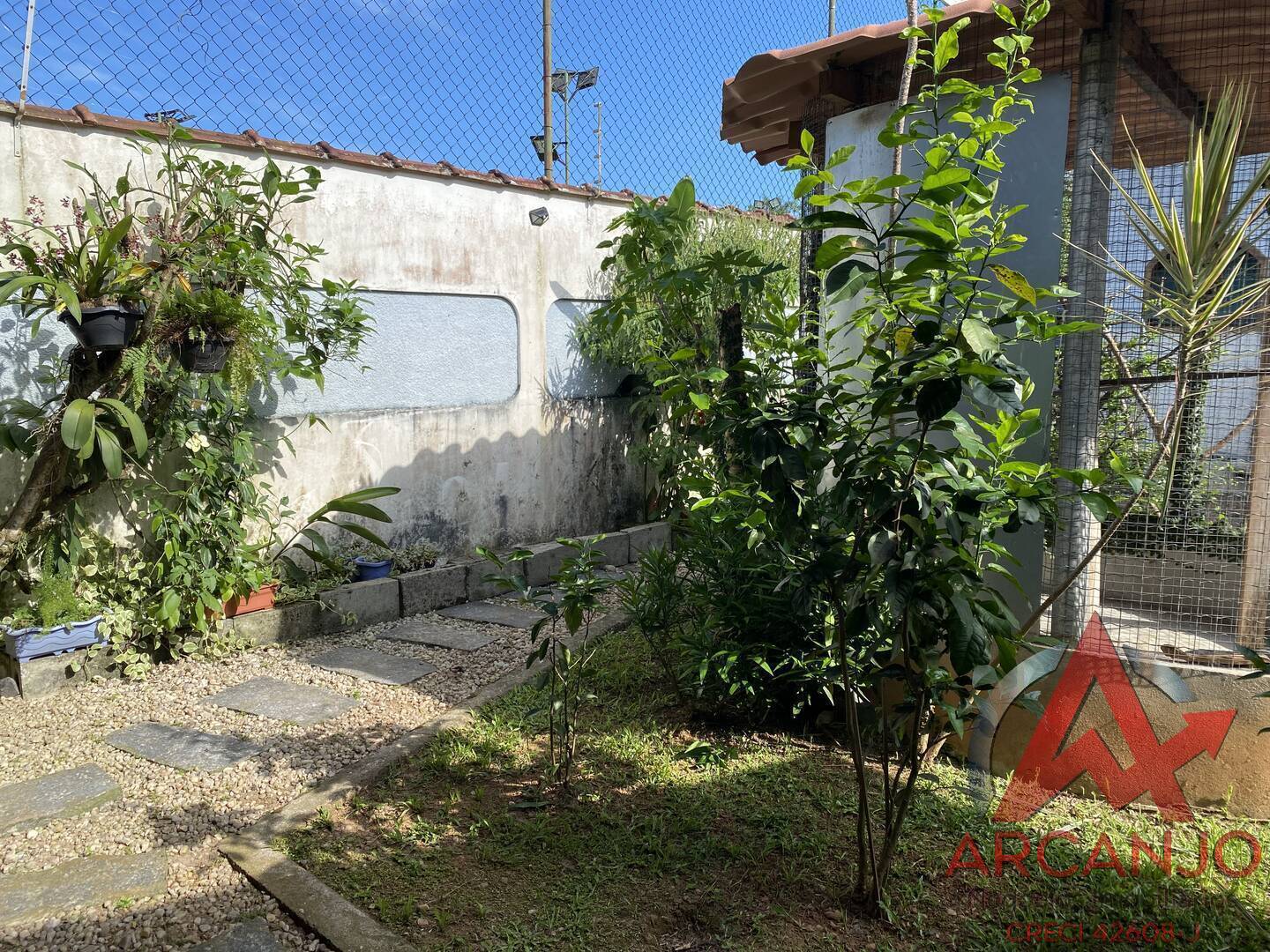 Casa à venda com 5 quartos, 217m² - Foto 48