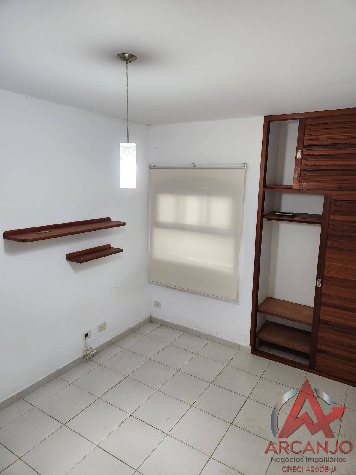 Casa à venda com 5 quartos, 217m² - Foto 33
