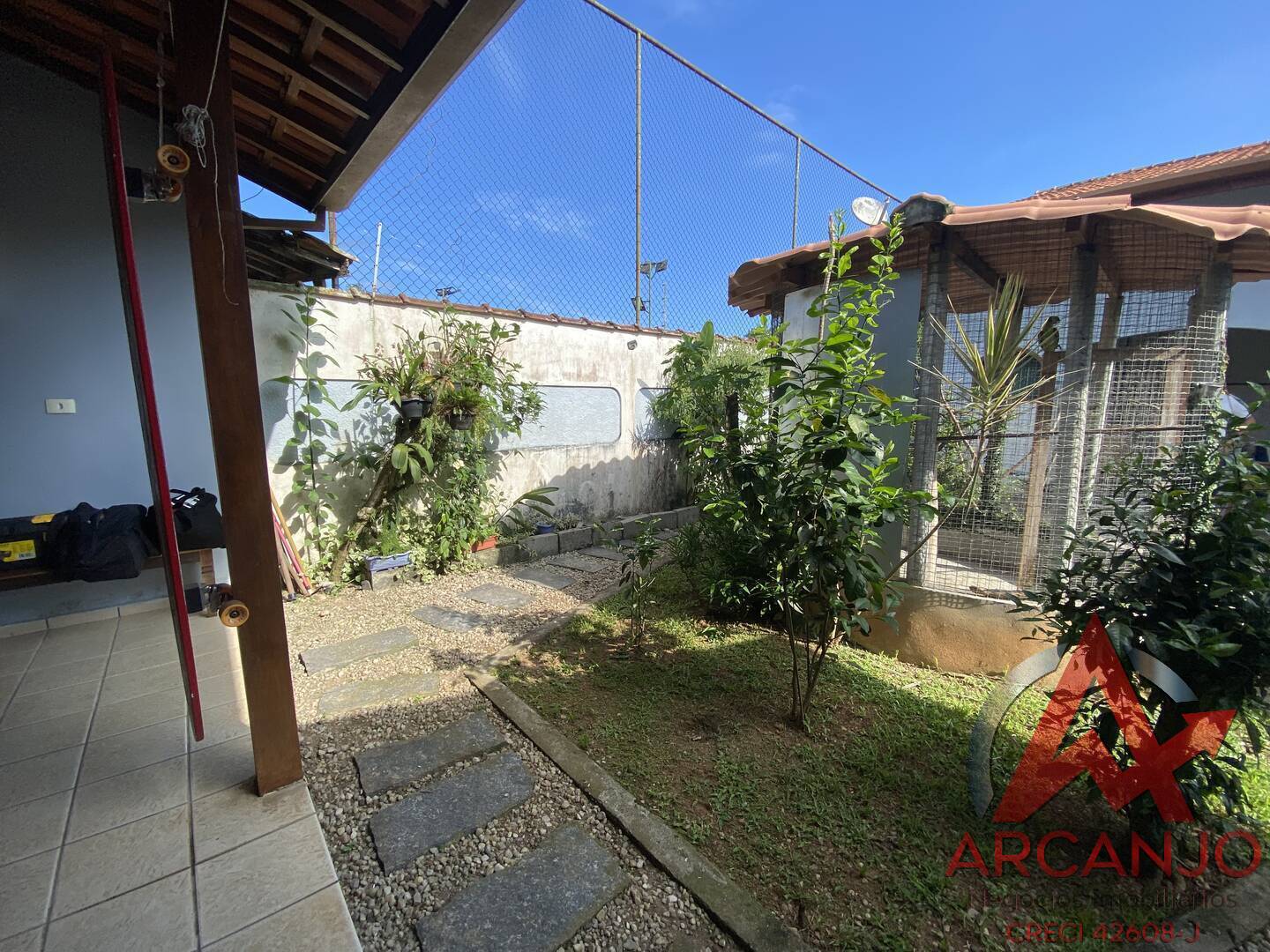 Casa à venda com 5 quartos, 217m² - Foto 55