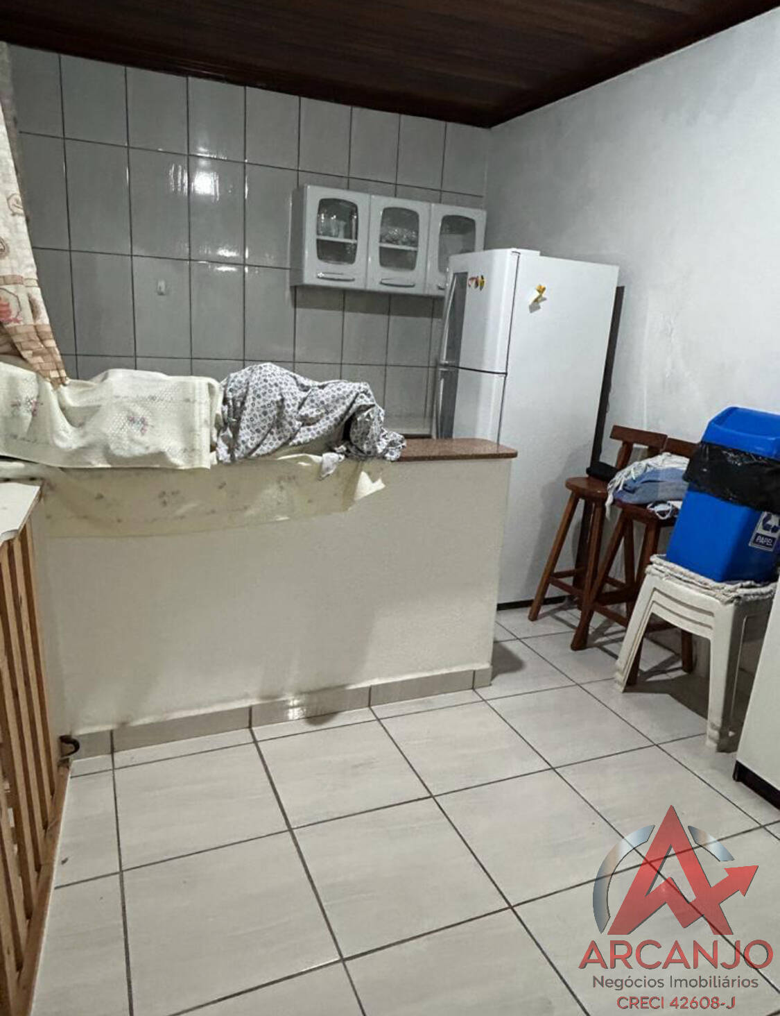 Casa à venda com 3 quartos, 200m² - Foto 25