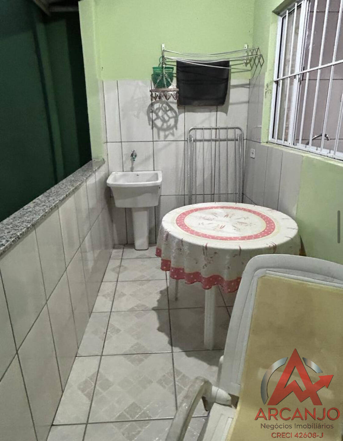 Casa à venda com 3 quartos, 200m² - Foto 26