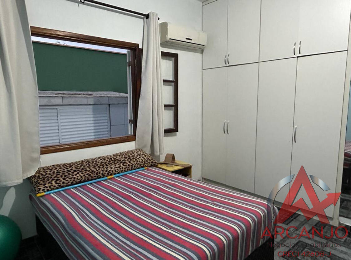 Casa à venda com 3 quartos, 200m² - Foto 28