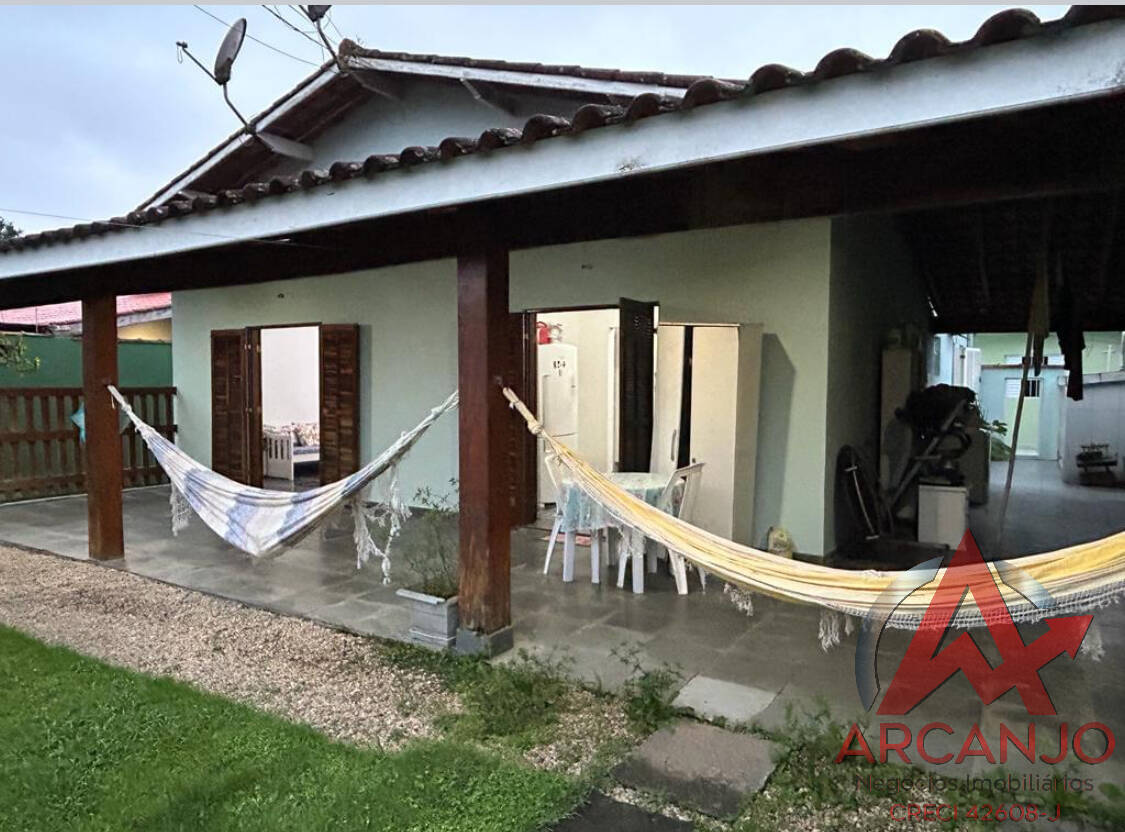 Casa à venda com 3 quartos, 200m² - Foto 2