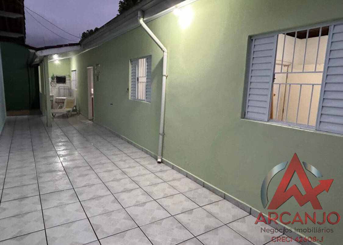 Casa à venda com 3 quartos, 200m² - Foto 7