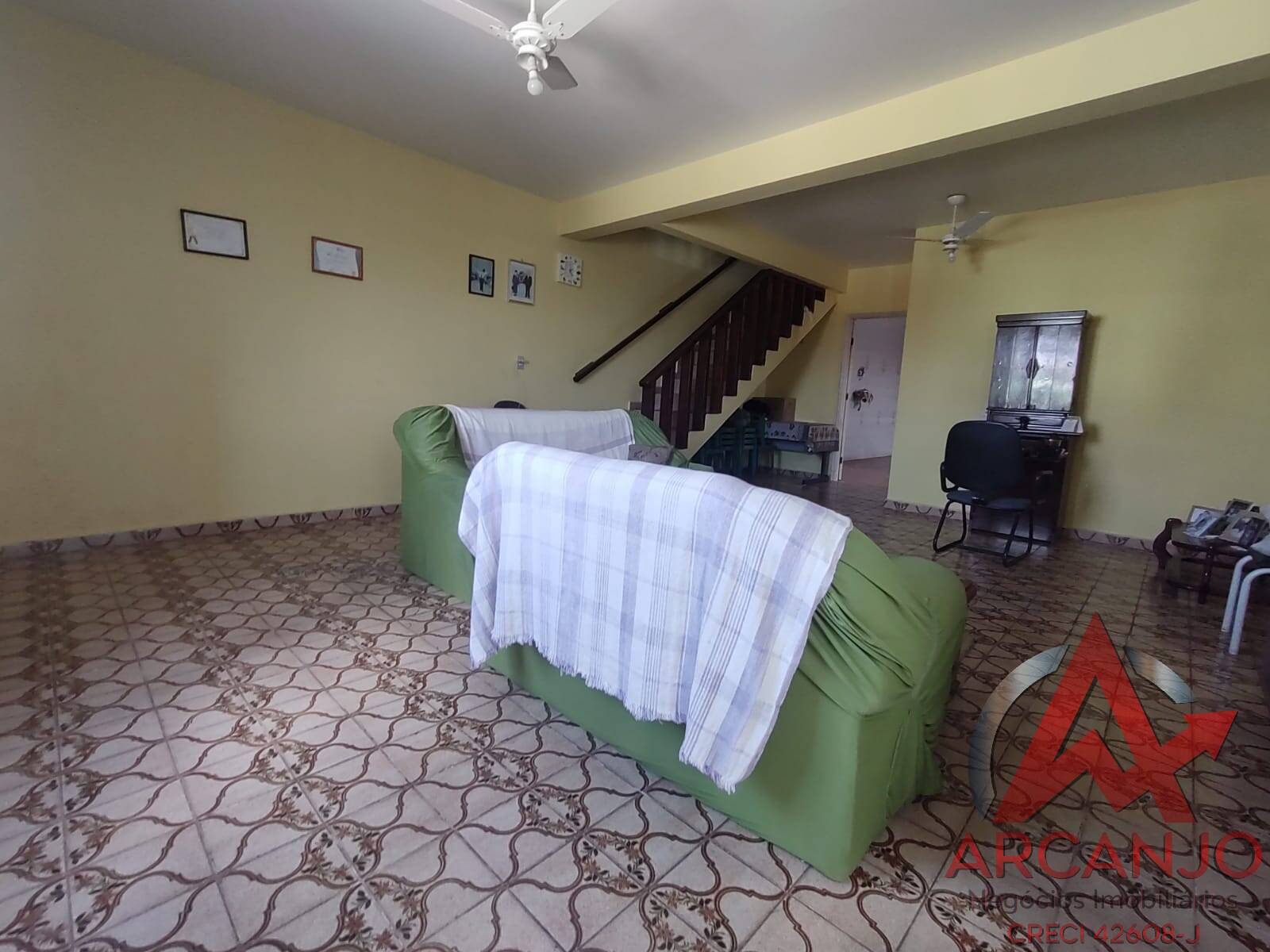 Casa à venda com 3 quartos, 151m² - Foto 8