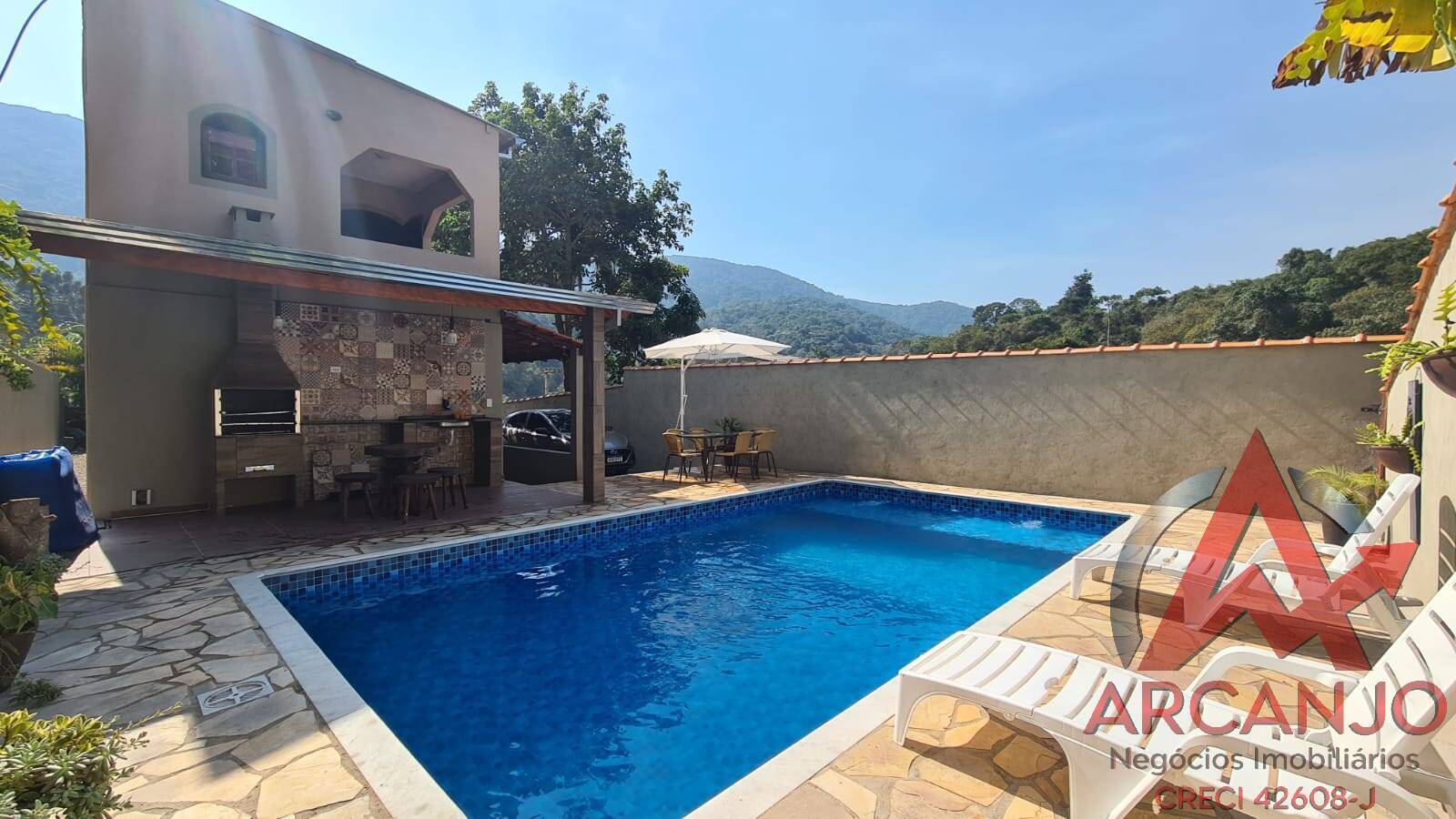 Casa à venda com 3 quartos, 198m² - Foto 9