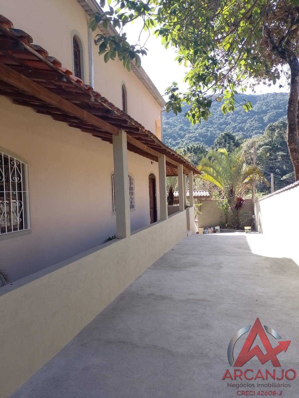 Casa à venda com 3 quartos, 198m² - Foto 22