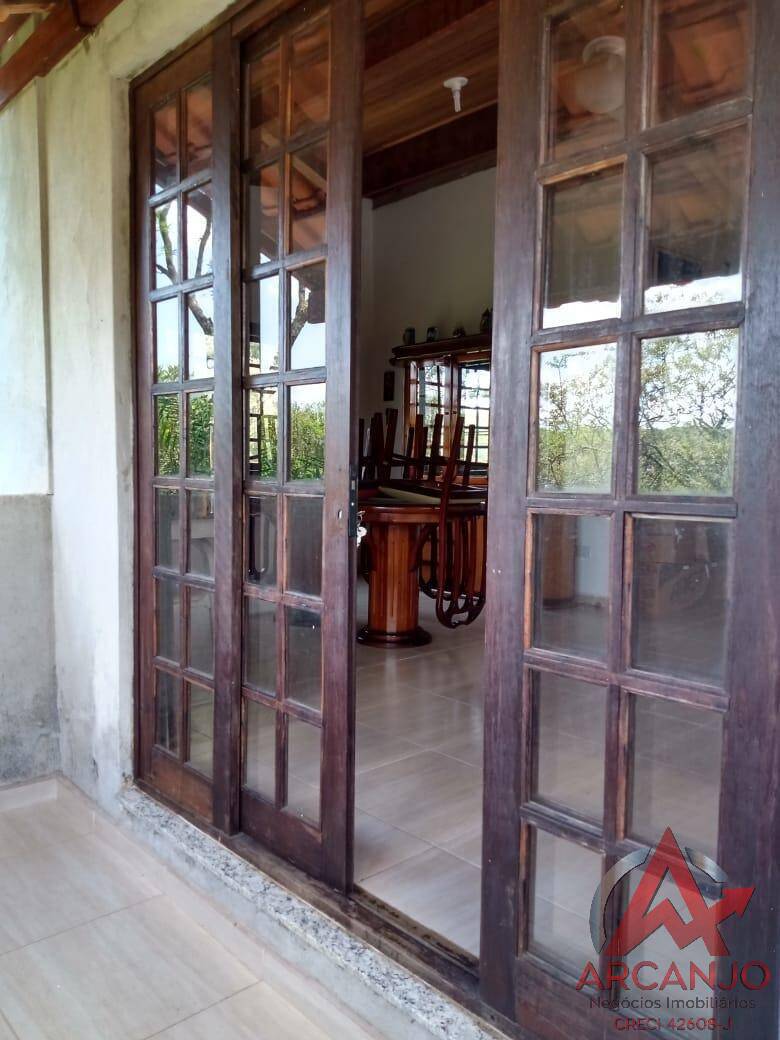 Fazenda à venda com 5 quartos, 235m² - Foto 11