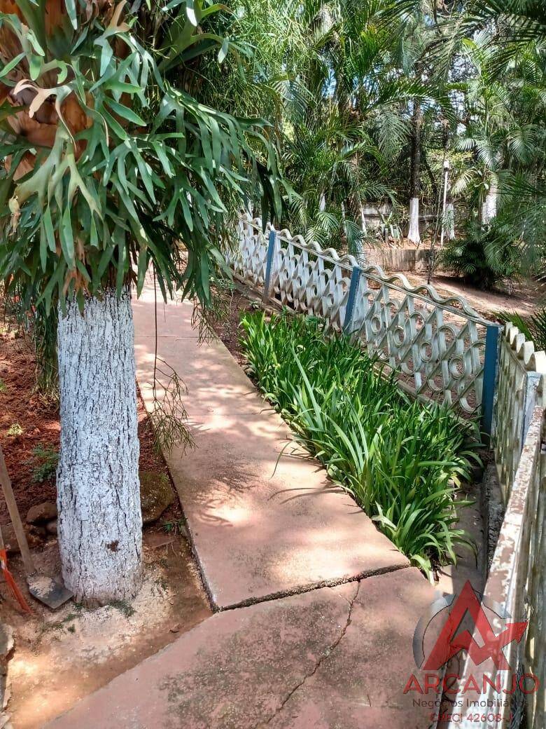 Fazenda à venda com 5 quartos, 235m² - Foto 14